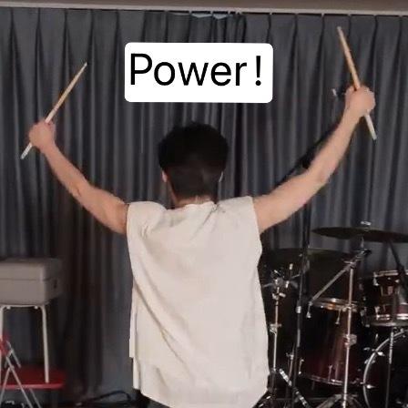 朋哥来给还在奋斗的小芋泥加油了power！！！！ 