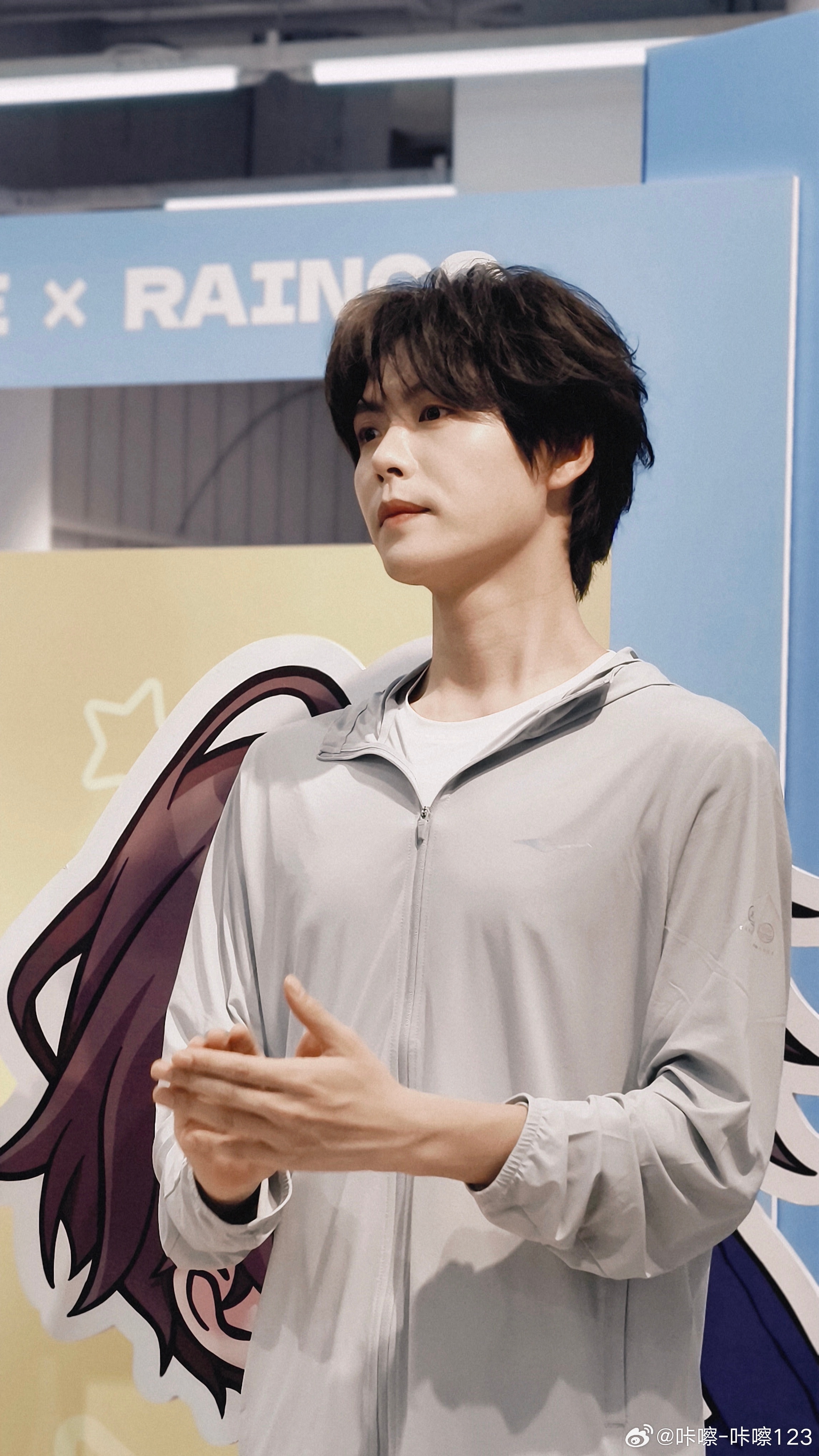 肖宇梁壁纸 xyl肖宇梁张七十 严重被低估的一组美貌！！！这样的美图就该天天欣赏