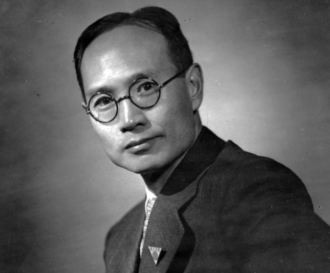 他是“大师中的大师”。培养了9位“两弹一星”元勋，教出50多名院士，终生未娶，晚
