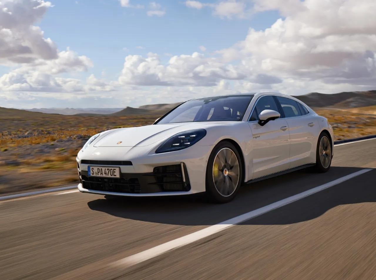 保时捷官宣了新一代Panamera E-Hybrid系列的售价，计划在北京车展上