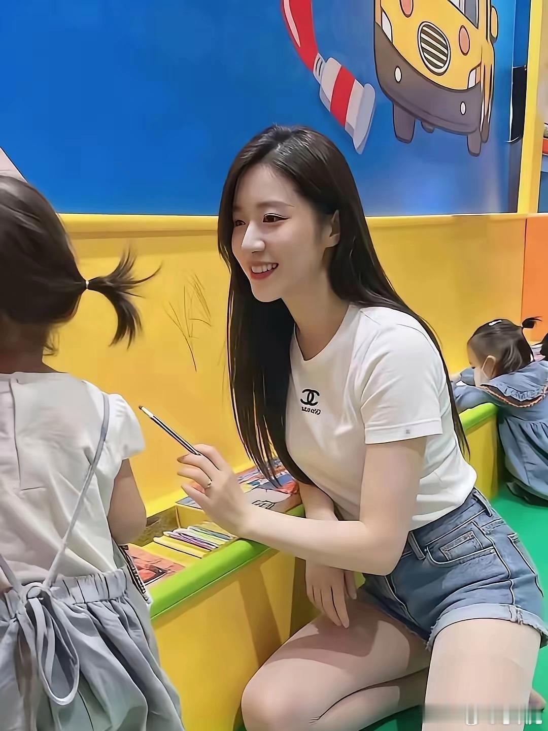 现在的幼师这么漂亮的吗? 
