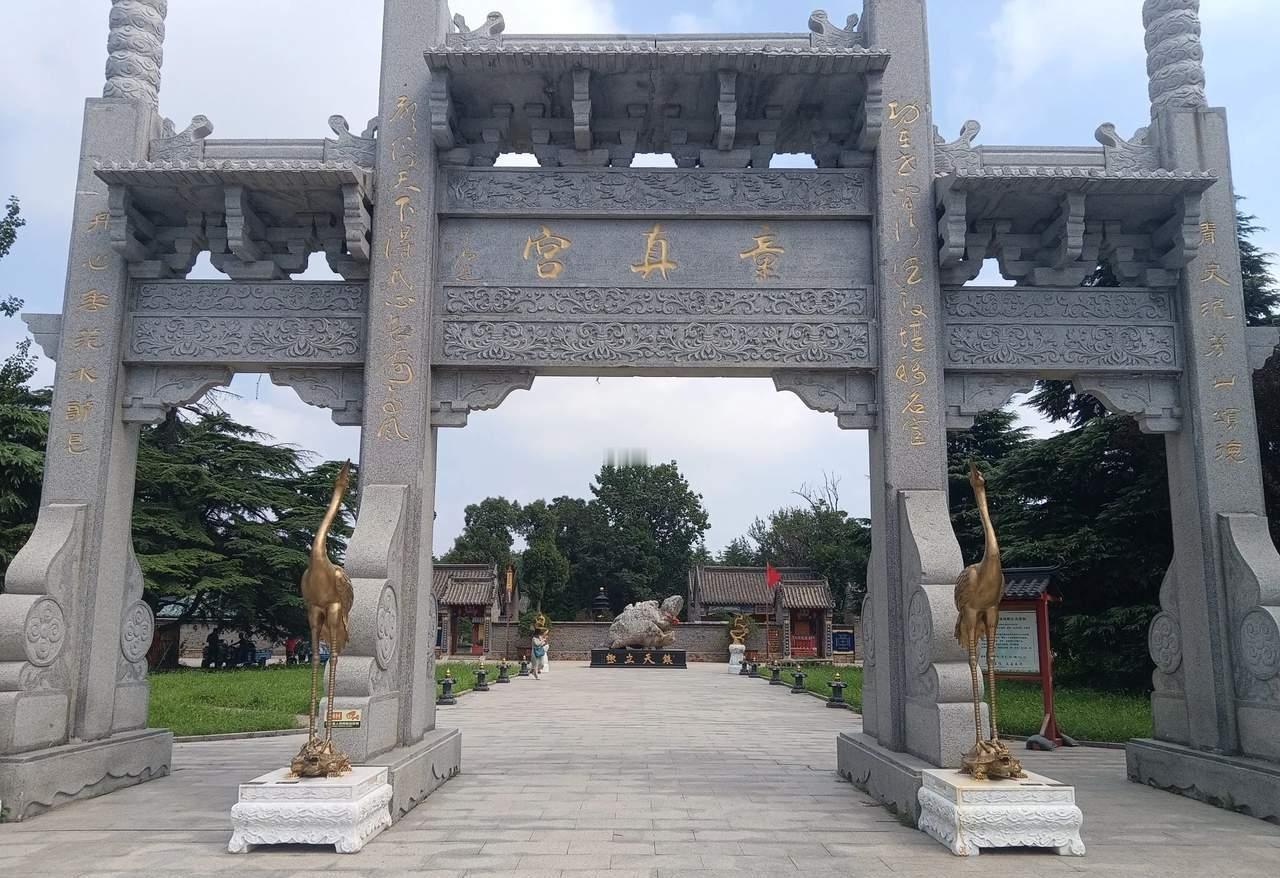 明天是农历九月二十二日，青岛市城阳区惜福镇街道傅家埠村南的童真宫逢庙会，庆贺东汉