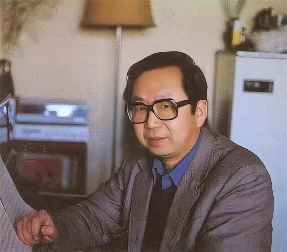 王立平（1941年8月5日~），国家一级作曲家，中央文史研究馆馆员、中国音乐著作