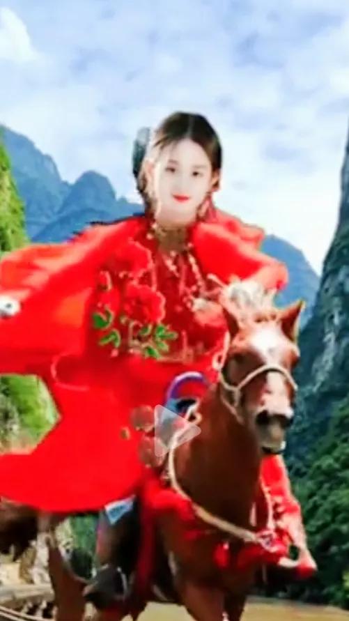 上联：冬去山明水秀，下联：请你来春回杏花飘香