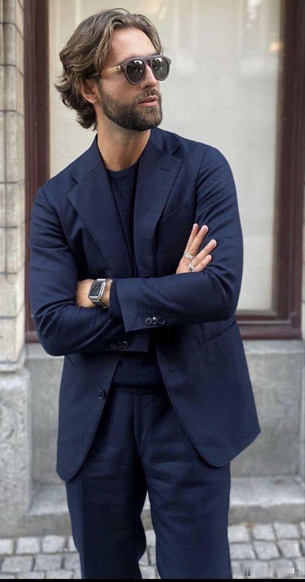 为什么我常常建议中年男人试试意式软结构西装？
先说明，这不是说硬结构不好，而是对