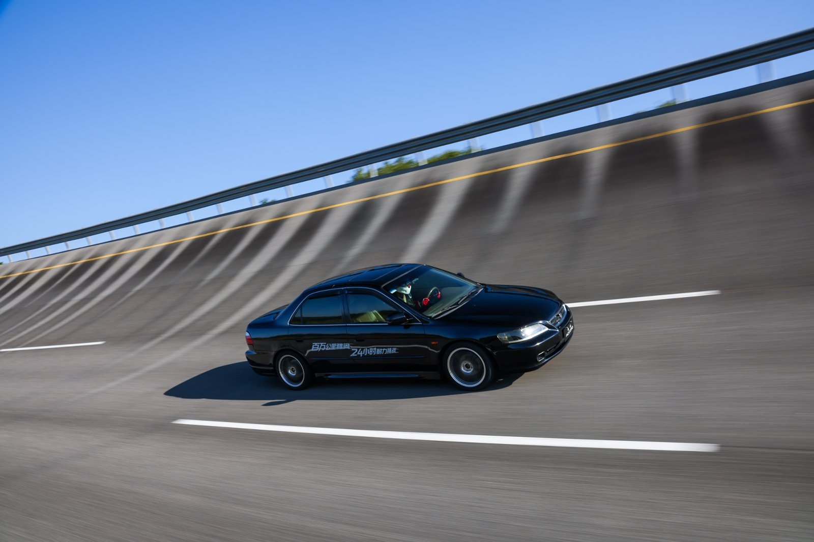 100万公里是什么概念？绕赤道25圈，往返北京上海500多次。对大多数车来说，这