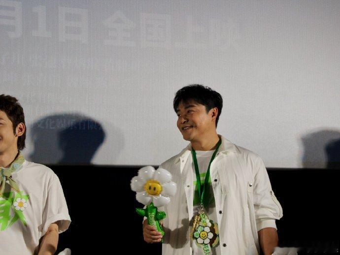 陈思诚说AI不能替代真人表演 AI是冰冷的数据算法，而表演是温热的、有灵魂的艺术