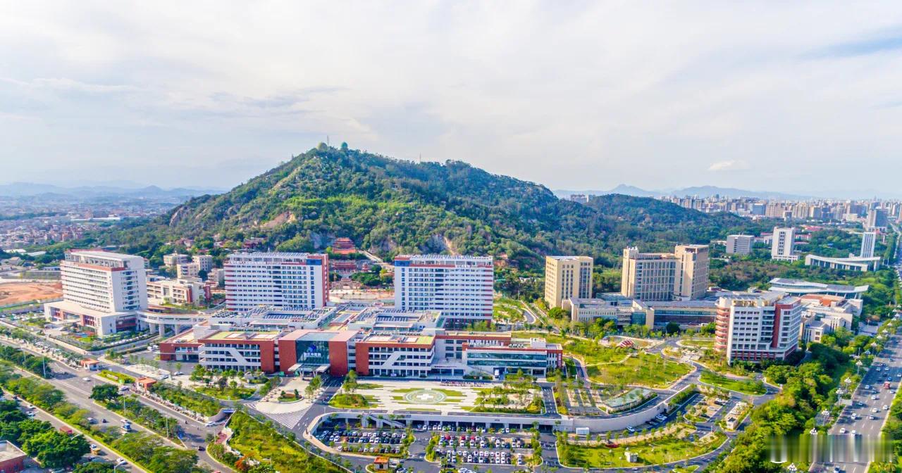 泉州新增一家三甲综合医院 晋江市医院（上海六院福建医院）顺利通过省卫生健康委评审