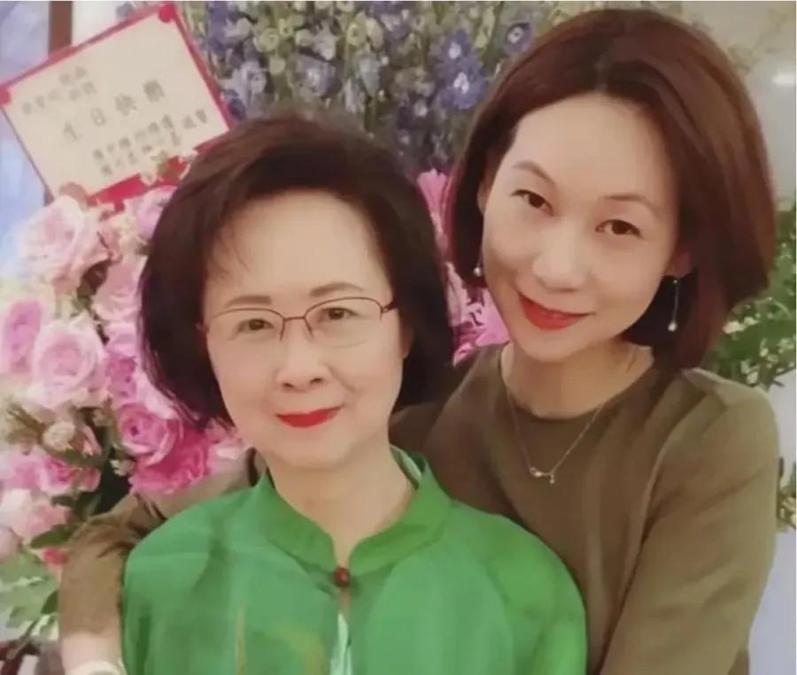 琼瑶儿媳发飙，10个字彻底震慑住了某些人
“严禁投机行为，遏制侵权”

要知道琼