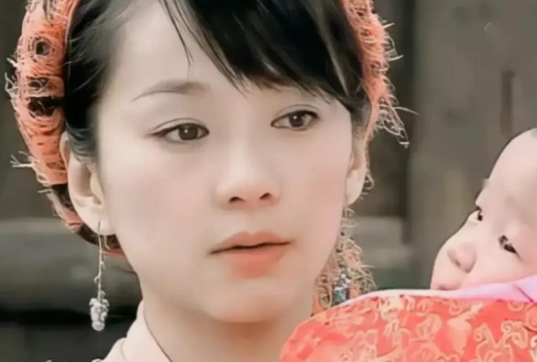 中国台湾的女明星们真的很会保养。
保养得好，有家庭有小孩，还是能轻松拿下小20岁