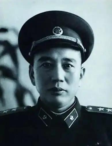 1951年3月，由原马家军骑五军改编的解放军骑兵7师一部发动叛乱，王震对师长韩有