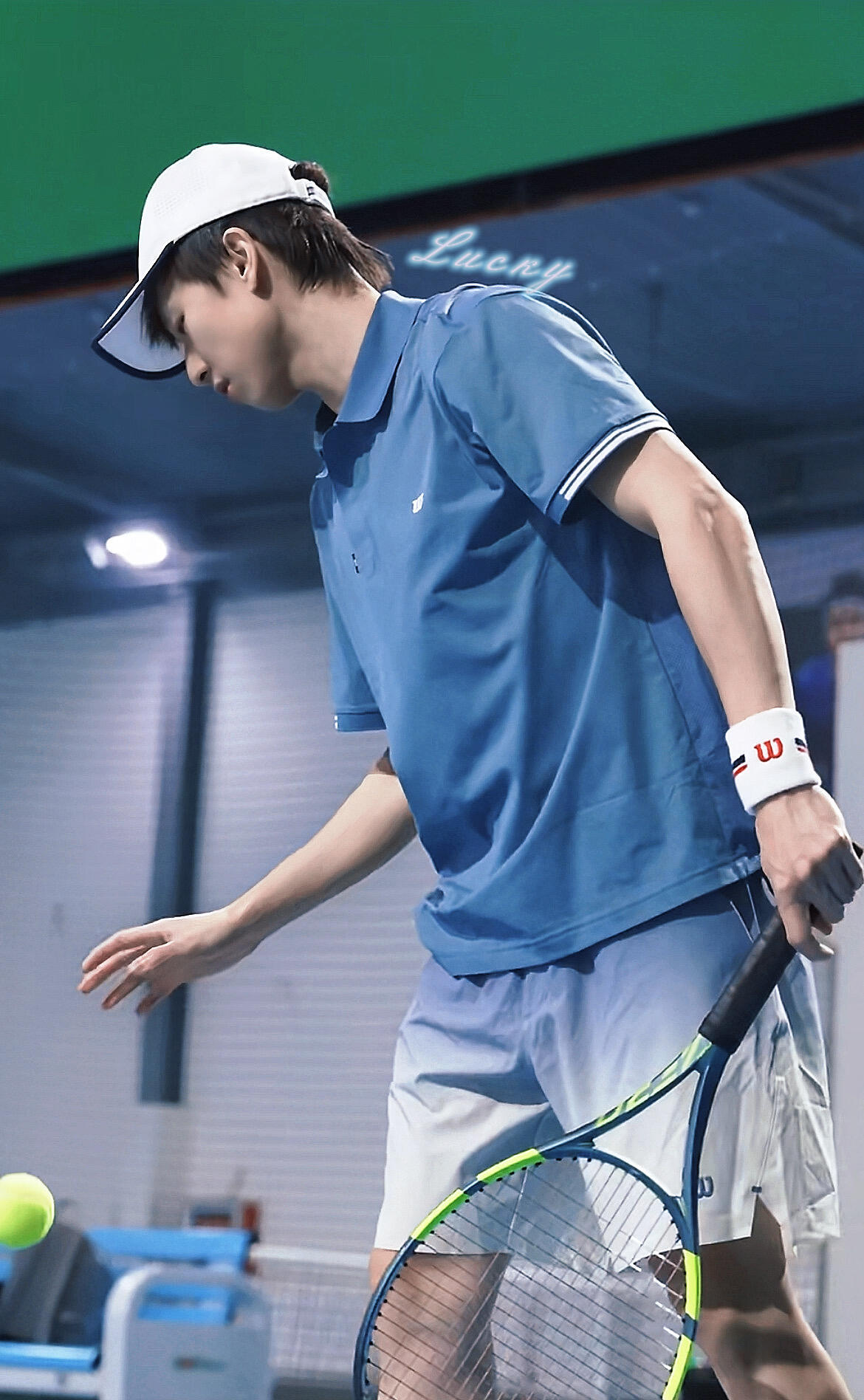 林高远也加入网球大军你好呀，这位网球王子！提问：林高远为什么越来越嫩了。 