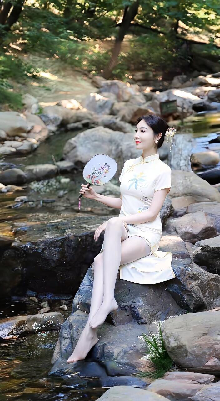 看看你的古风旗袍旗袍，女人最好的医美