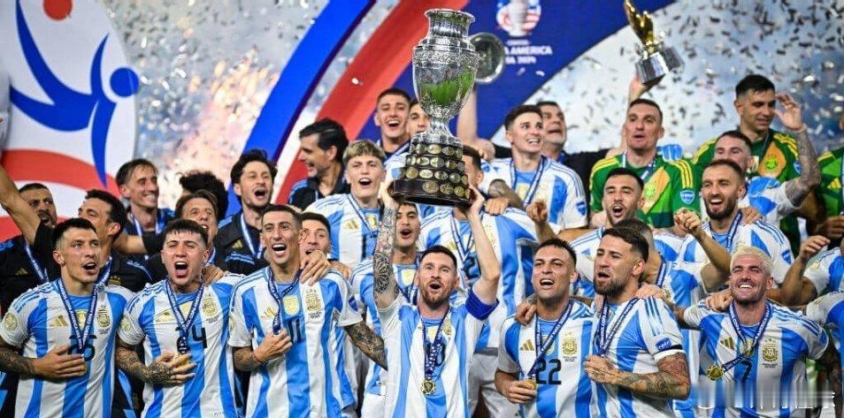 足球世界杯 TA评世界杯夺冠概率：阿根廷第一、西班牙第二、葡萄牙第七。当地时间1