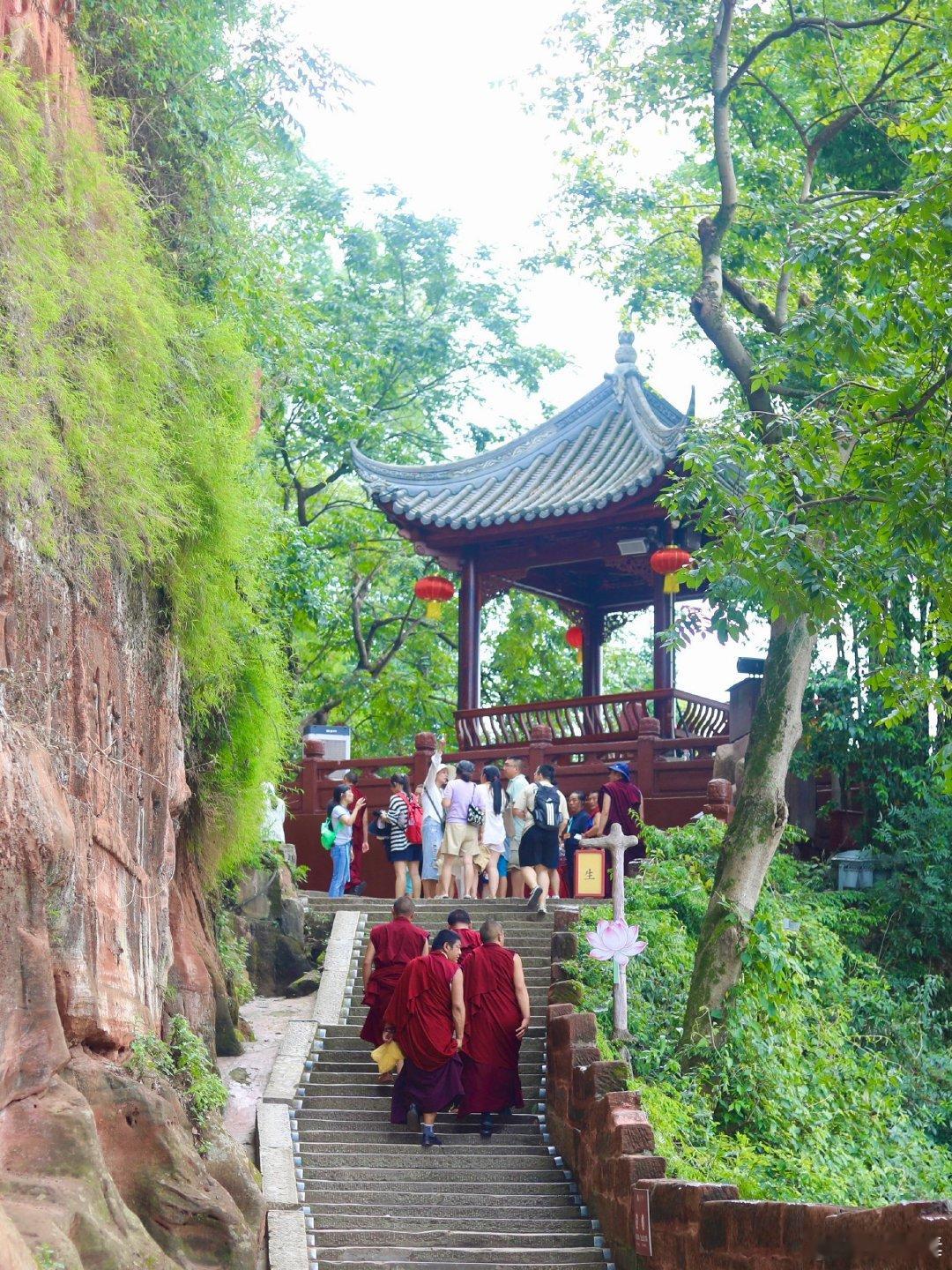 བདེ་སྐྱིད་ཀྱི་སེམས་ཤིག་ཡོད་ན། གནས་མཆོག་ག