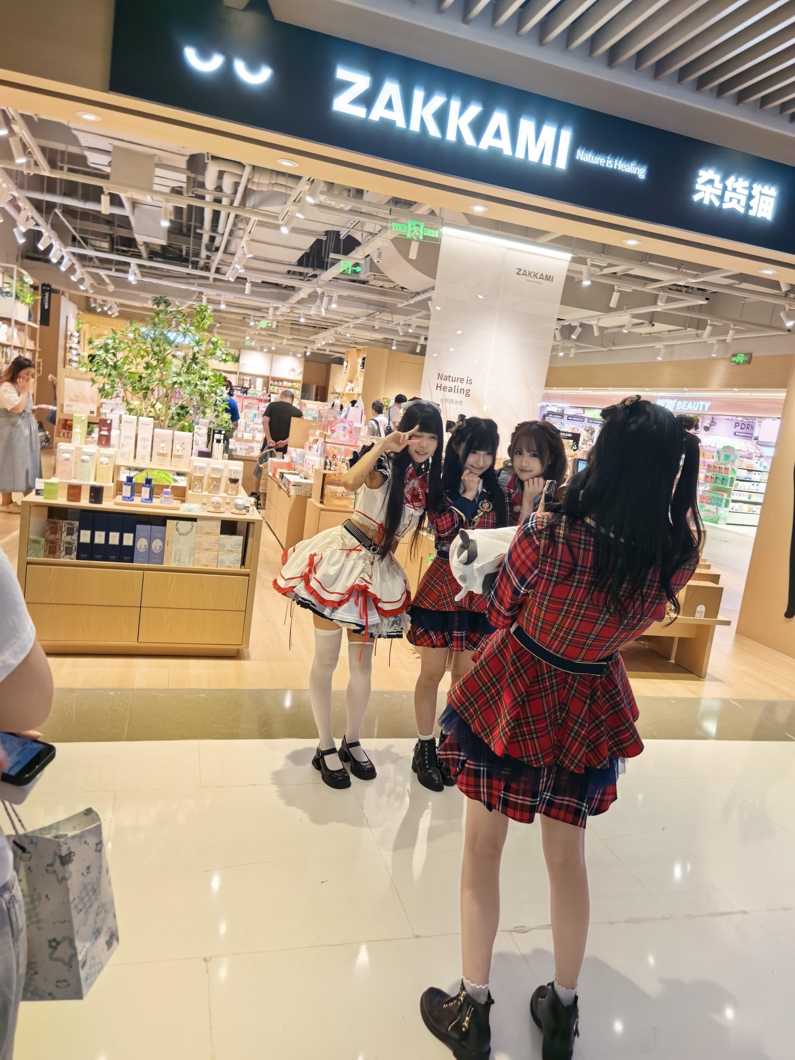 [无聊][无聊]总感觉哪里不对 ​​​