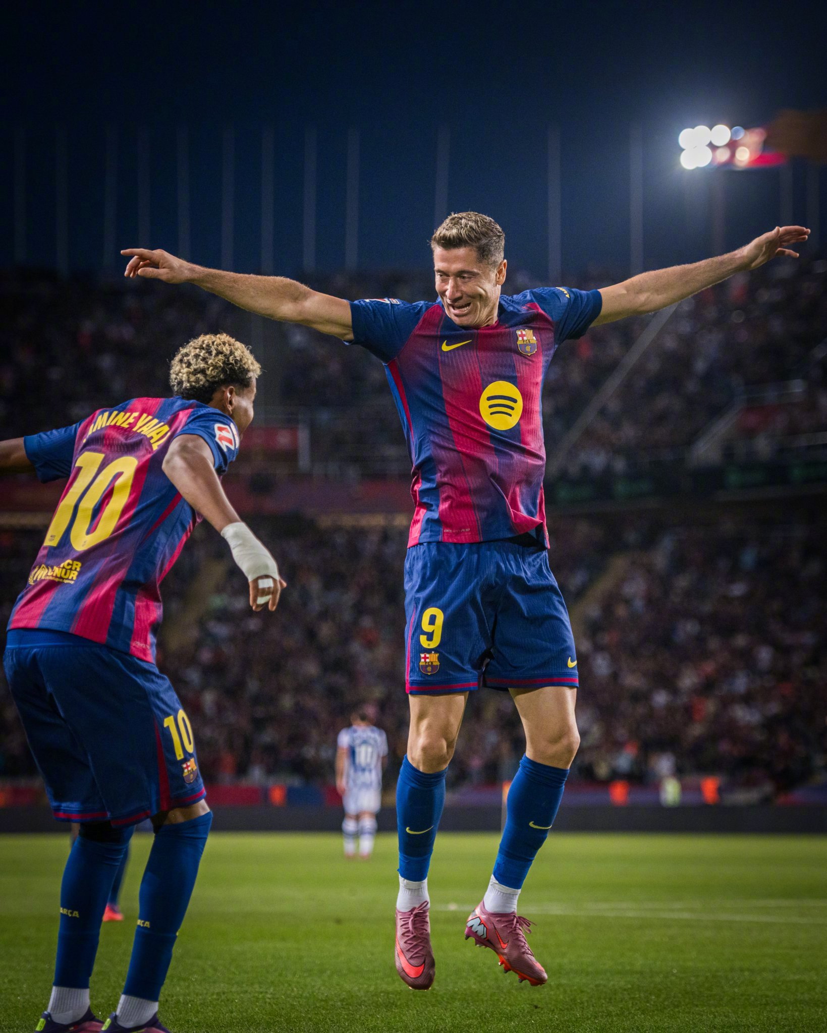 看看是谁跃上榜首了？巴萨[超话] 🔴🔵 ForçaBarça ​​​