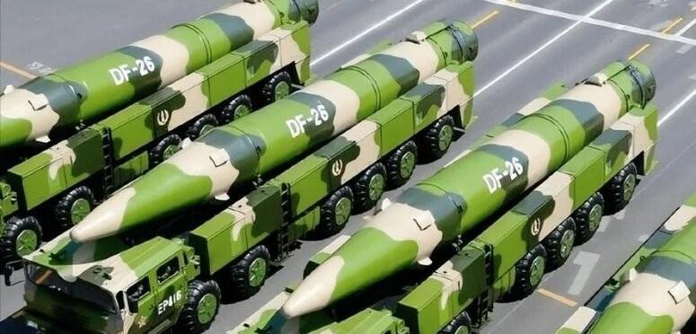 俄罗斯专家认为，中国不少新武器的性能超过了美国，但都有一个共同缺点！比如东风-1