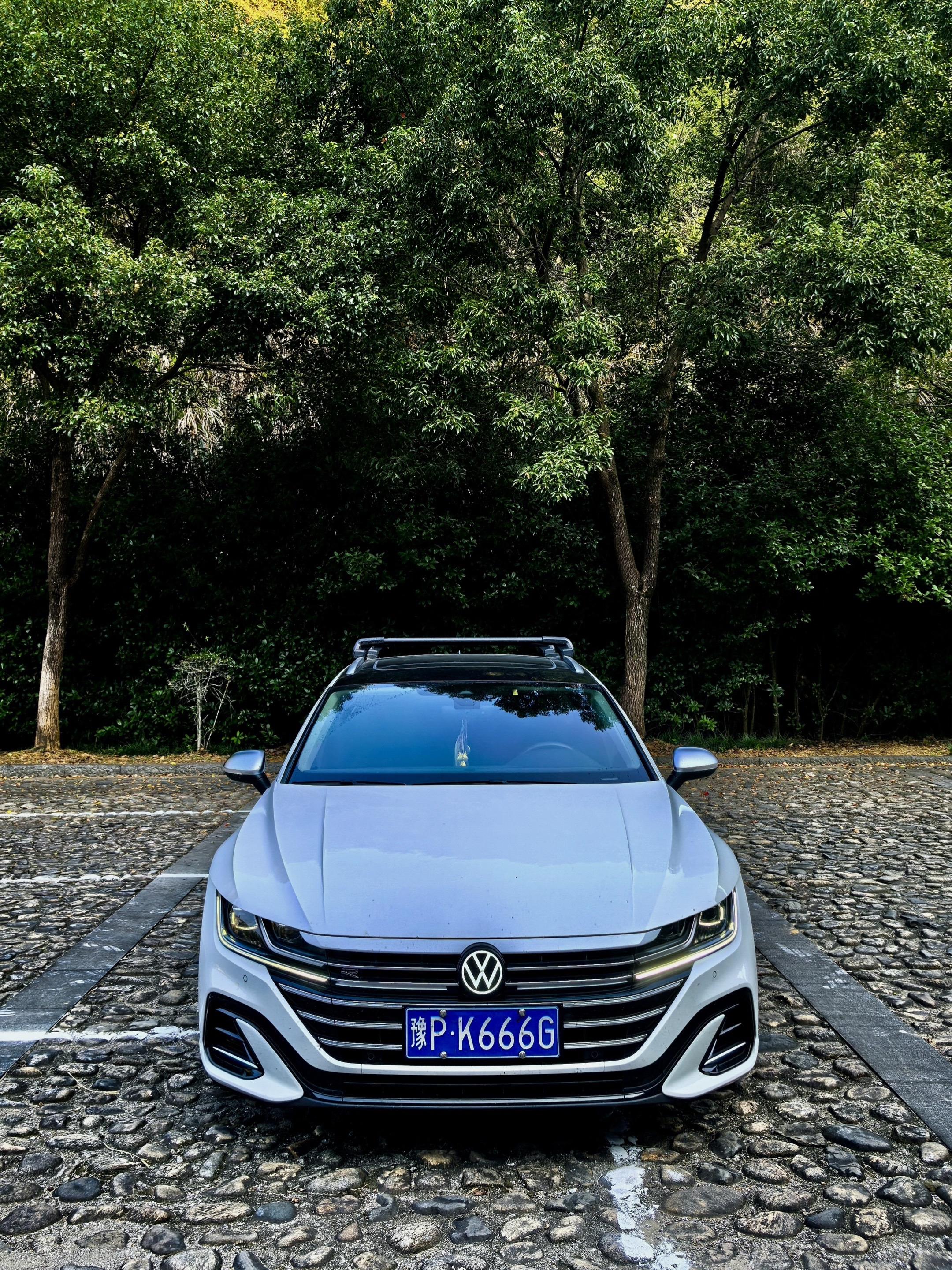 大众CC旅行版。向生活妥协之后的选车，你会选瓦罐还是SUV 呢？