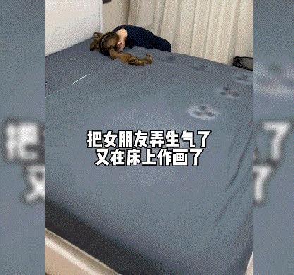 网友:这水墨画单独扣下来装相框里，就是一艺术品啊！
