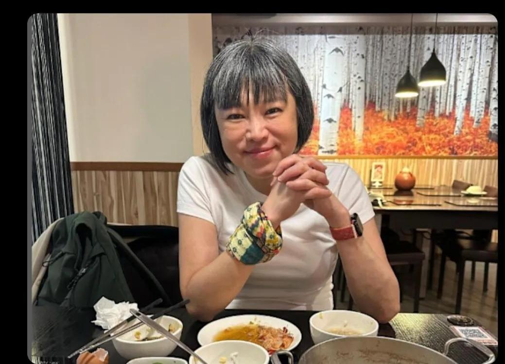 下一个馆长出现了？
台湾资深媒体人范琪斐去成都旅游，
回台后一顿夸大陆发展很好，