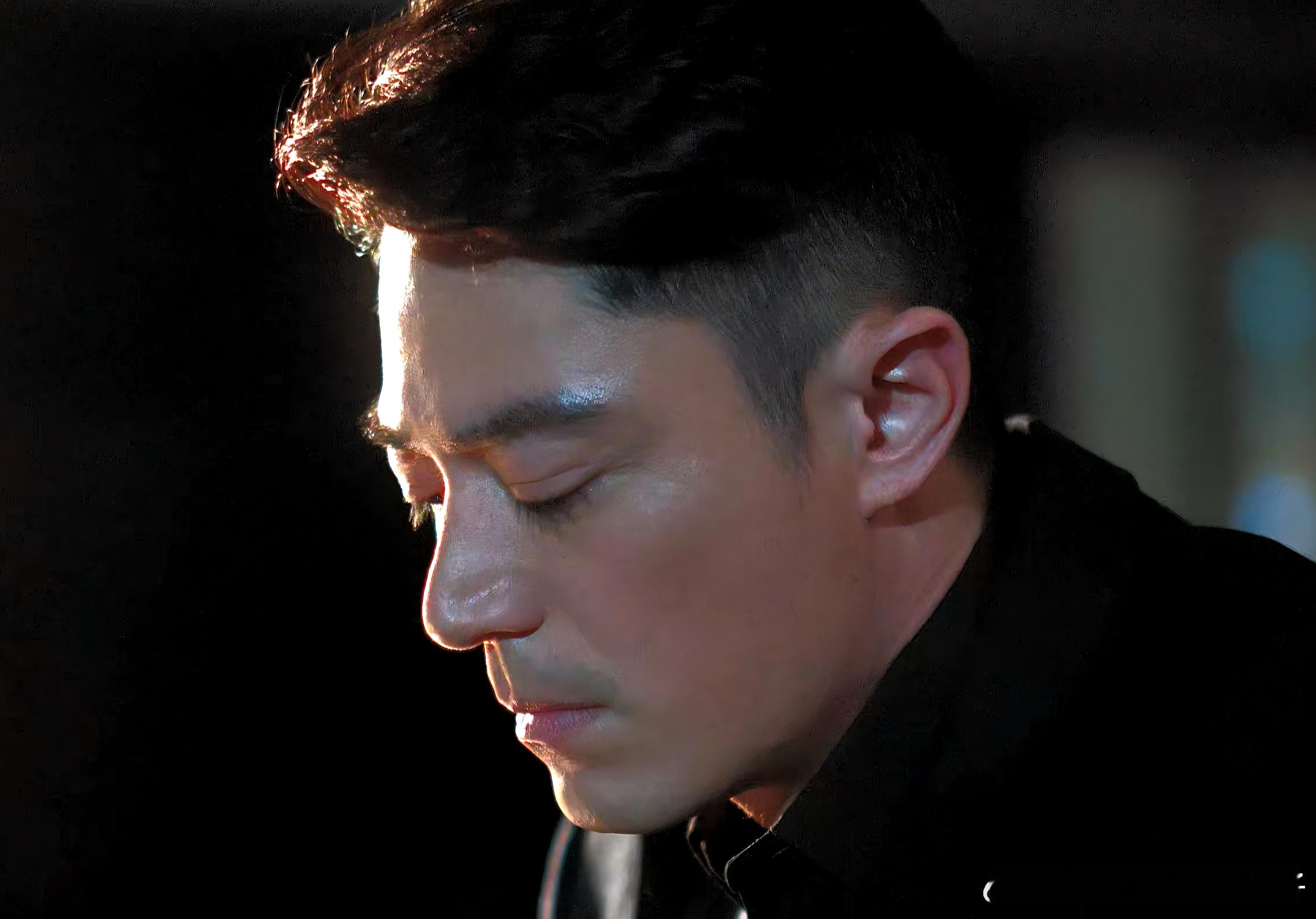 霍建华  来自霍迷的情书 hjh霍建华轻年 本来还在循环看小单身，突然霍建华马丁