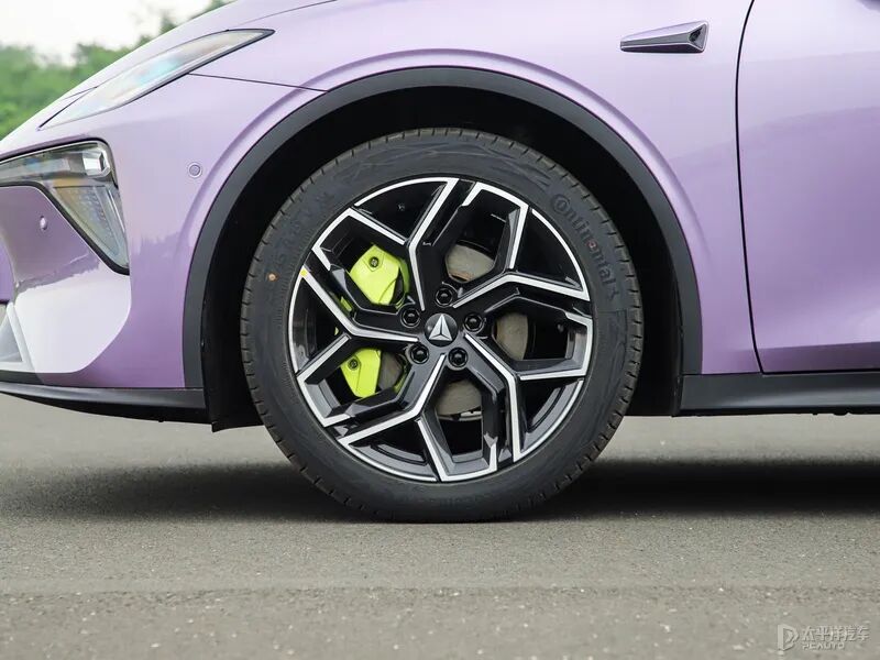 深蓝L06上市，售13.29万起！标配激光雷达+零重力座椅，还看啥秦L？