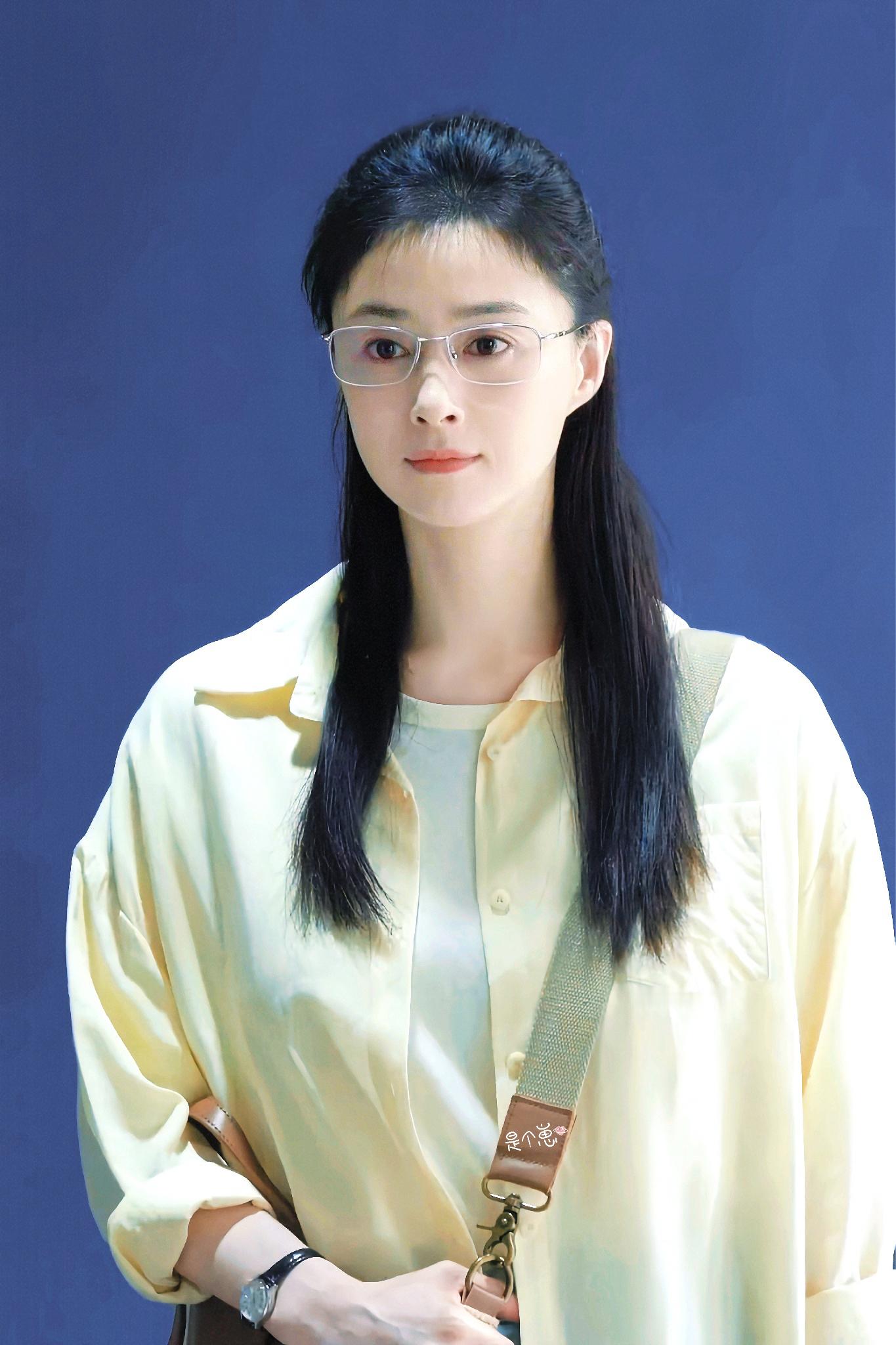 蒋欣[超话]❤️蒋欣 期待陈英[可怜]​​​