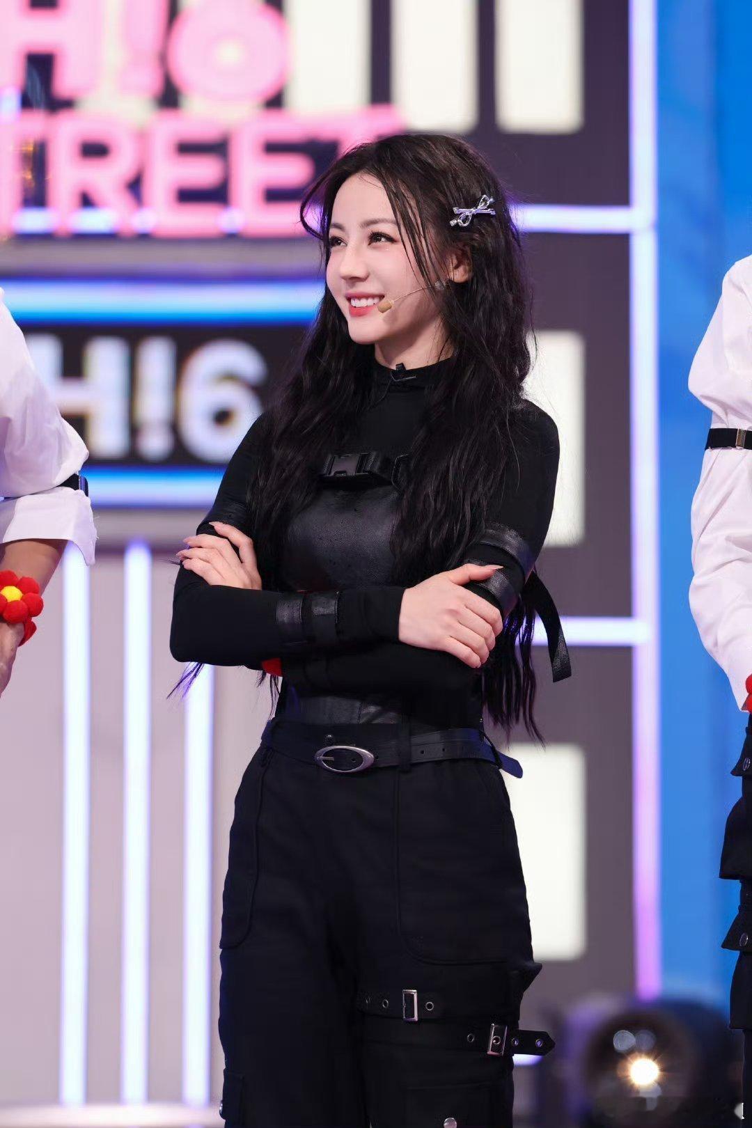 清唱《海芋恋》有点惊喜！轻微跑调反而更灵动，高音穿透力超强，“喔喔喔”直接洗脑，