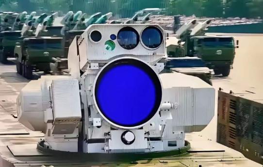 激光武器的难点在哪儿？为啥很多国家造不出来？
 
要想知道激光武器的难点在哪儿，