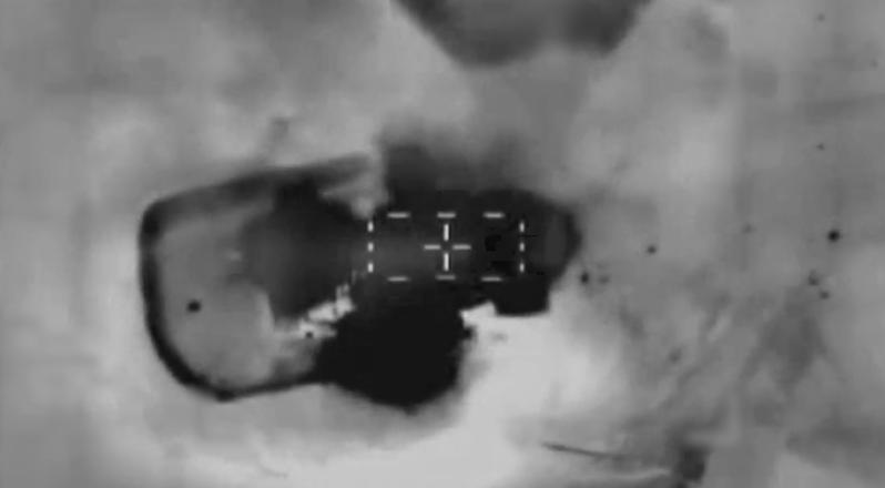 3月18日，美以伊战事仍在持续，伊朗在南帕尔斯天然气田被袭击后，终于忍无可忍向美