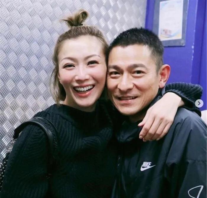 相比于关之琳！个人认为郑秀文才是华仔的最佳荧屏情侣！
