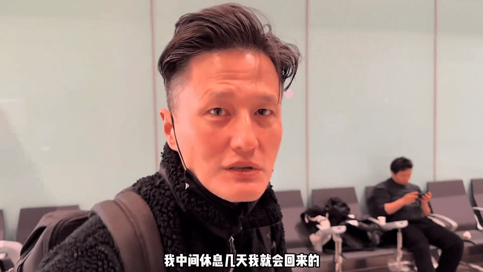 徐冬冬尹子维结婚后第一次分开刚官宣结婚没几天就要分开，这也太考验人了吧！机场送别