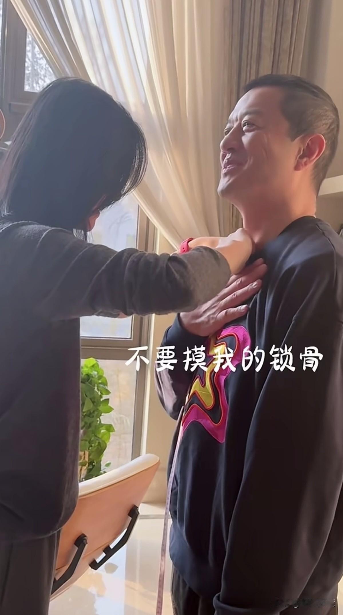 李亚鹏的精神比以往好了很多，
海哈金喜最适合李亚鹏，
两个人都很实在，
他俩在一