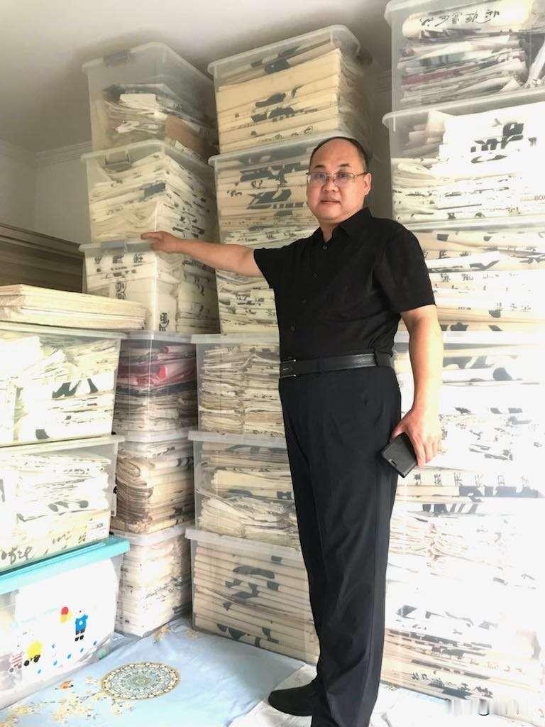 翰墨传薪润创业 墨香赋能促发展——孙建军会长向临汾市创业者协会捐赠三千幅名人书画