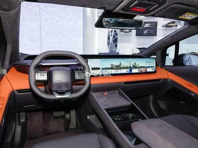 这哪是车，分明是自未来的机甲艺术品！现代艾尼氪V，光看外观就赢麻了汽车黑科技现代