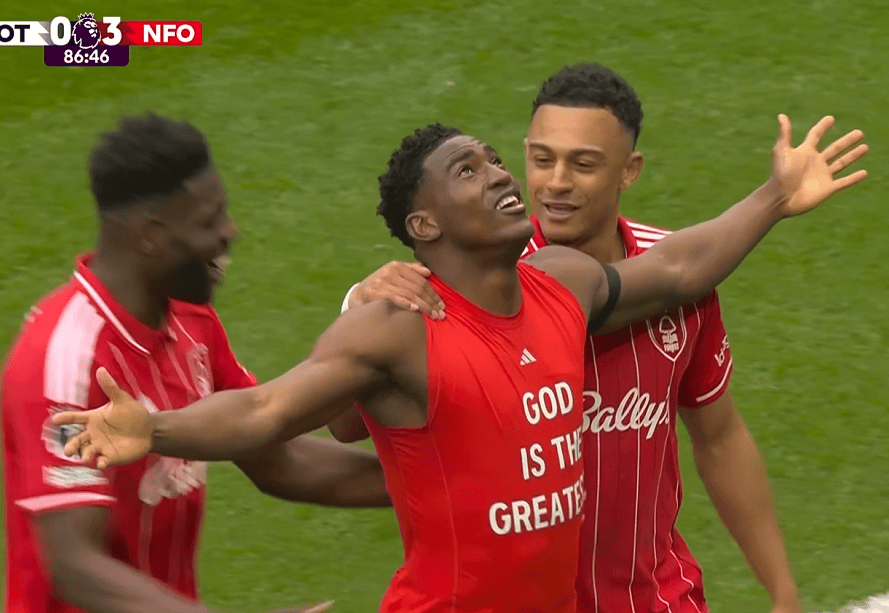 热刺0-3森林全场数据：射门14-8，良机4-3，角球13-3