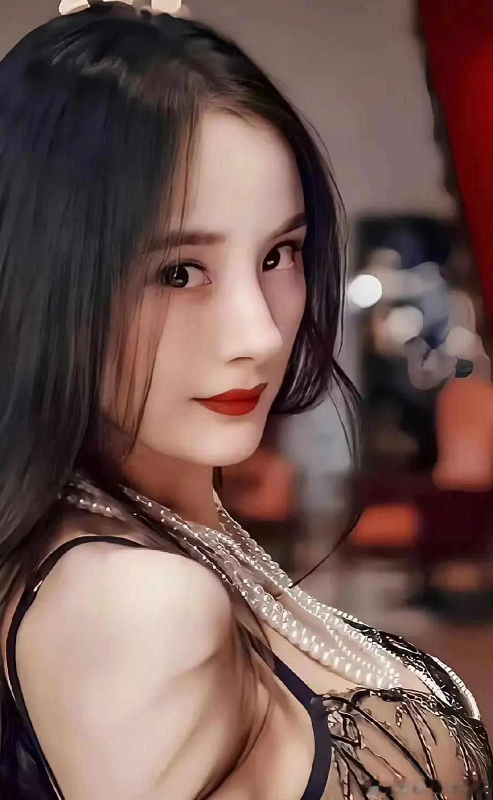 明星里签过对赌协议的很多，因为他们都想要更高的回报，而忽视了风险。可是买家没有卖