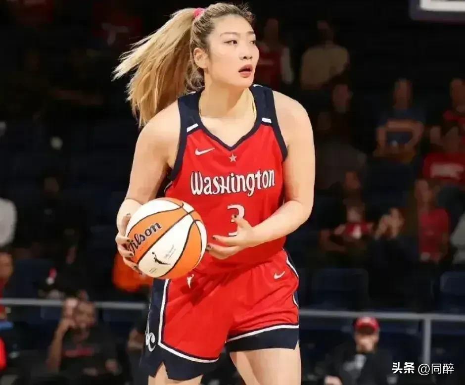 李梦哪去了？
正当宫鲁鸣率领中国女篮为9月份即将到来的女篮世界杯紧张训练和频频热