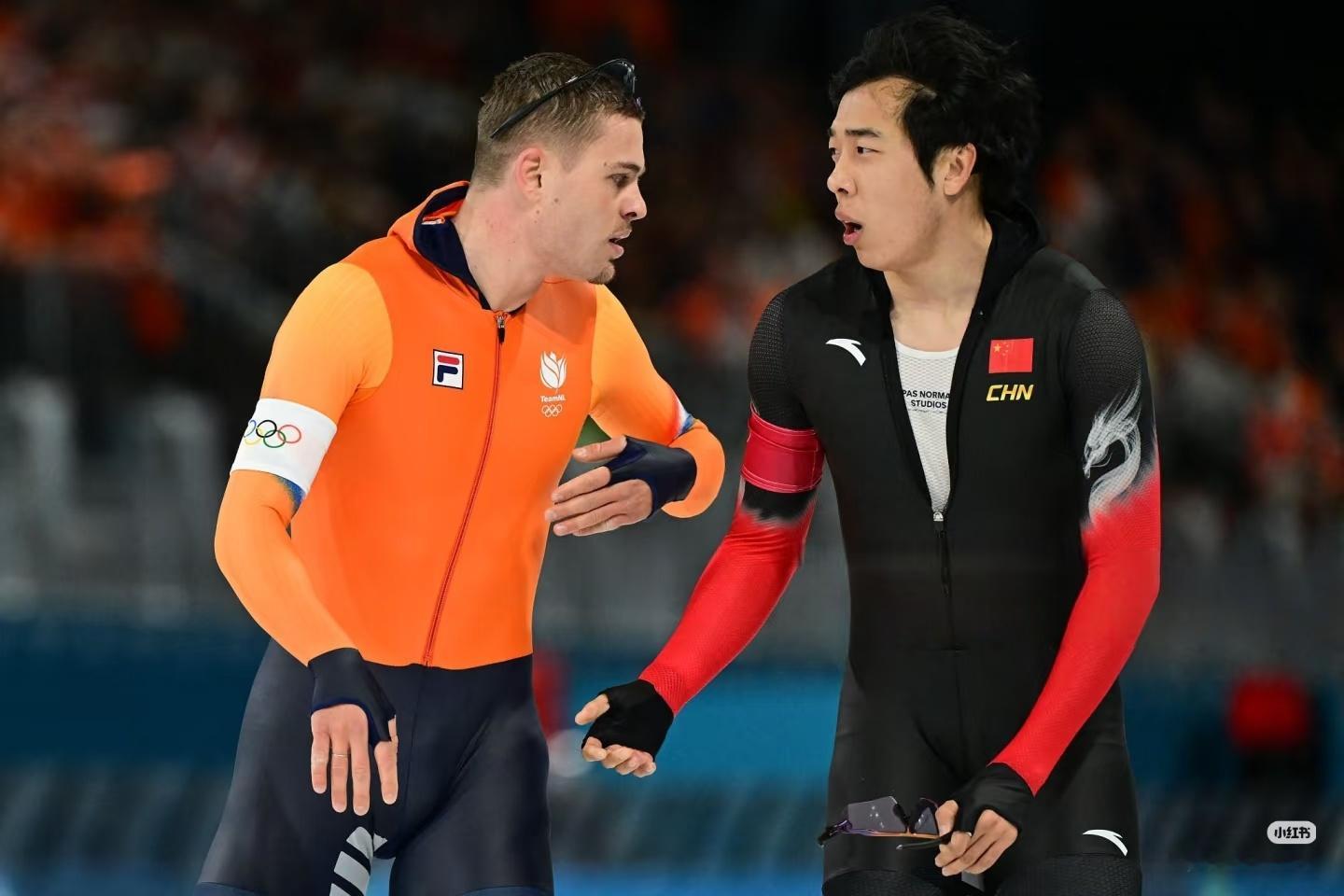 廉子文被取消成绩米兰冬奥会速度滑冰男子1000米比赛，廉子文与荷兰选手文内马尔斯