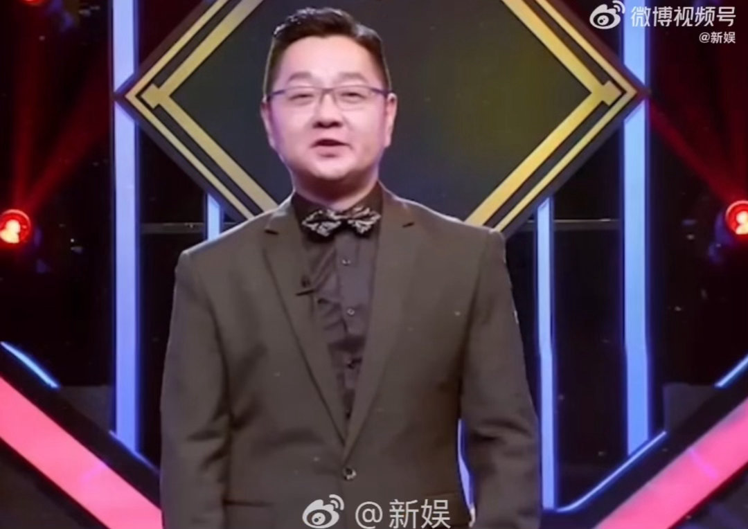 张绍刚已经主持十年脱口秀了主咖和Ta的朋友们 谢谢张绍刚，也谢谢脱口秀！十年时光