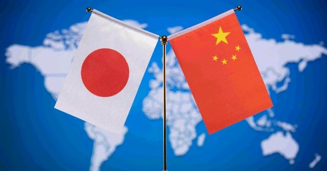 如今随着中国管制对日出口两用物项，高市早苗这位将中日矛盾彻底引爆的罪魁祸首也是站