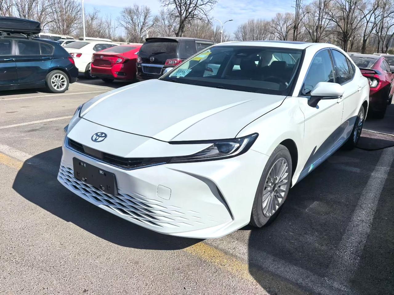 丰田 2026款 凯美瑞 双擎 2.0HE 无级 精英版 26年2月凯美瑞2.0