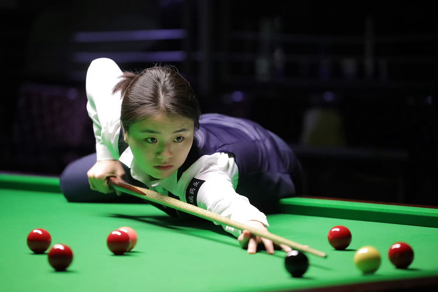 白雨露刷新女子选手史上最高分2025年斯诺克国际锦标赛，白雨露打出单杆145分，