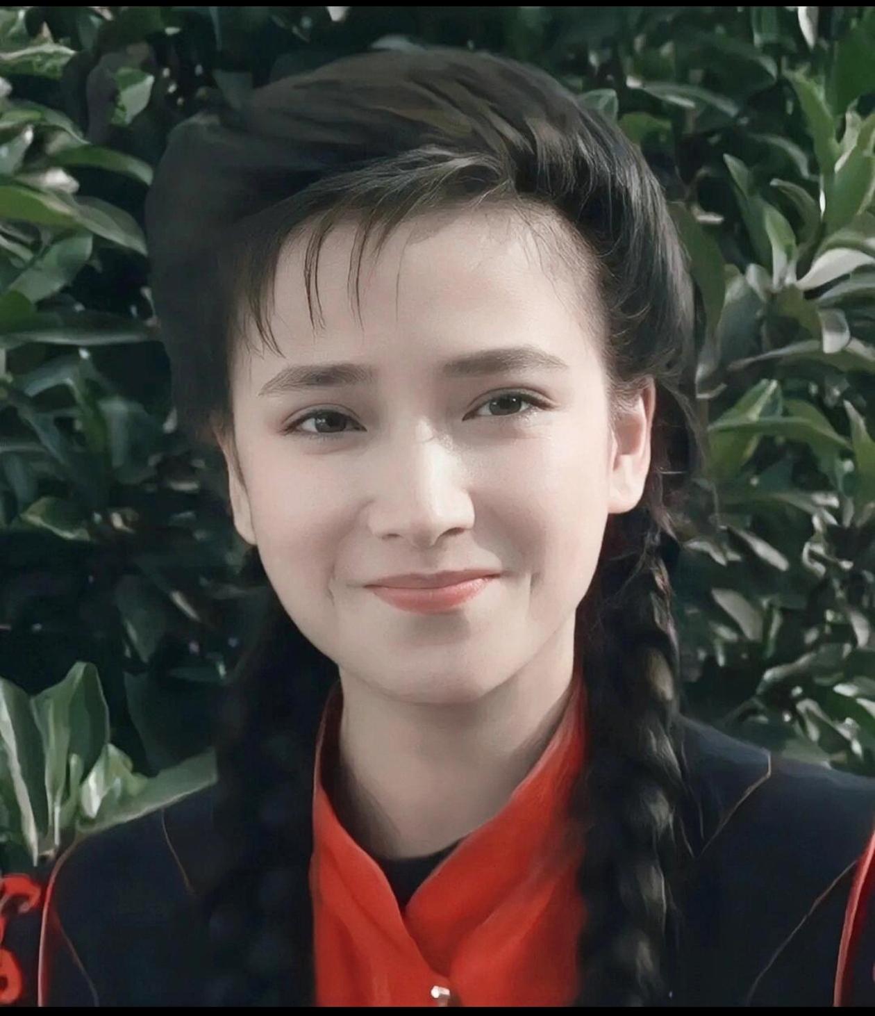 何晴老师走了，这事儿挺触动我的。

网上都在感慨，她晚年独居生病，幸亏有邻居王卫