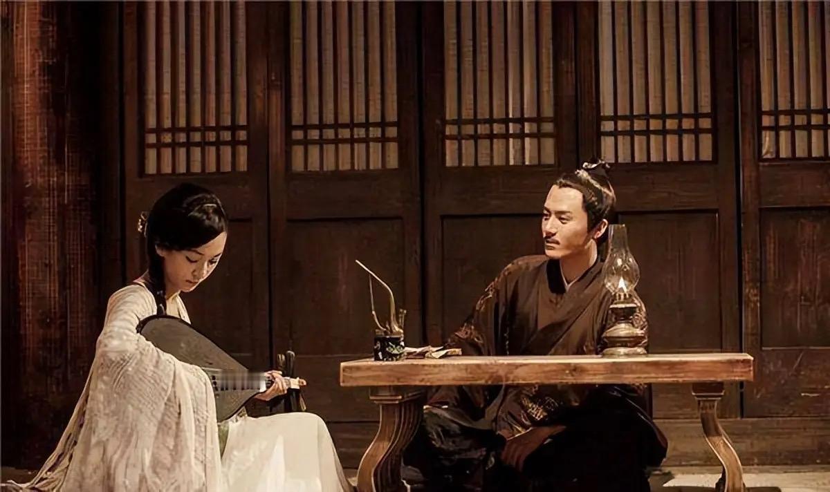 维持秩序

  • 应对闹事者：青楼是人员复杂的娱乐场所，往来的客人三教九流都有