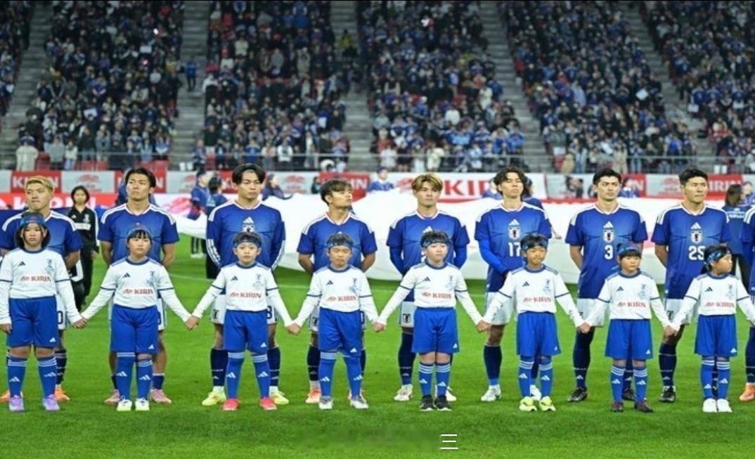 日媒：日本避开挪威没进死亡之组，球迷欢呼运气不错北京时间今天凌晨，2026年世界