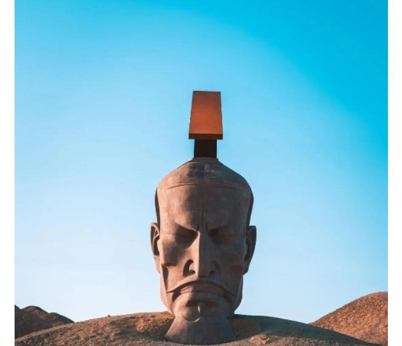 建议大家先去搜搜这些雕塑的创作者和创作理念，不要光靠看几张截图，被人带带节奏就激