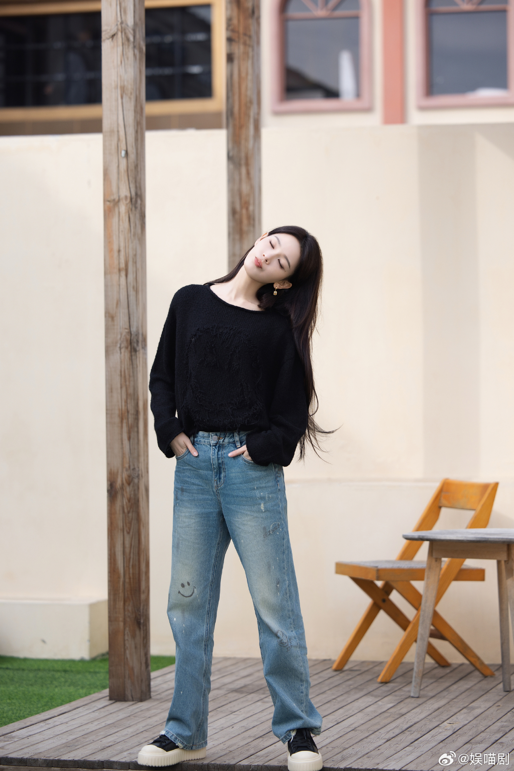 陈瑶没成团看着陈瑶在节目里又美又努力的样子真的很心疼，明明那么拼却没能走到最后。
