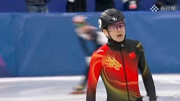 男子1000米刘少昂晋级半决赛任子威笑丝 “千万要远离黄大宪 他一定会造犯规”全